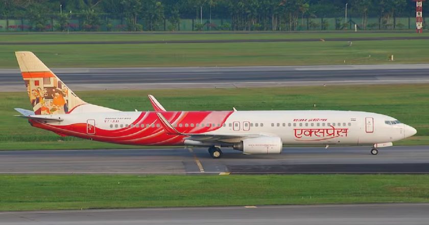 Air India Express: उड़ान भरने के बाद एयर इंडिया एक्सप्रेस विमान के इंजन में लगी आग, 185 लोग थे सवार