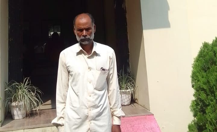 चक्रधरनगर पुलिस ने छेडखानी के अपराध में अधेड़ व्यक्ति को गिरफ्तार कर भेजा रिमांड पर