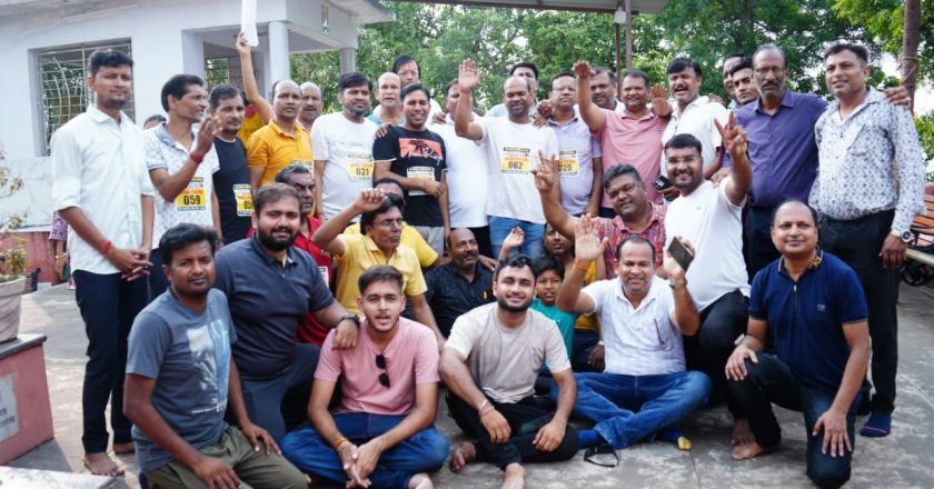 पहाड़ मंदिर चढ़ो प्रतियोगिता महिलाओं में दिखा काफी उत्साह नमिता सिंघल और सुमन अग्रवाल प्रथम