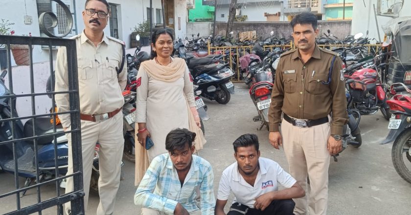 घर में घुसकर मारपीट करने वाले दो आरोपियों को जूटमिल पुलिस ने गिरफ्तार कर भेजा जेल