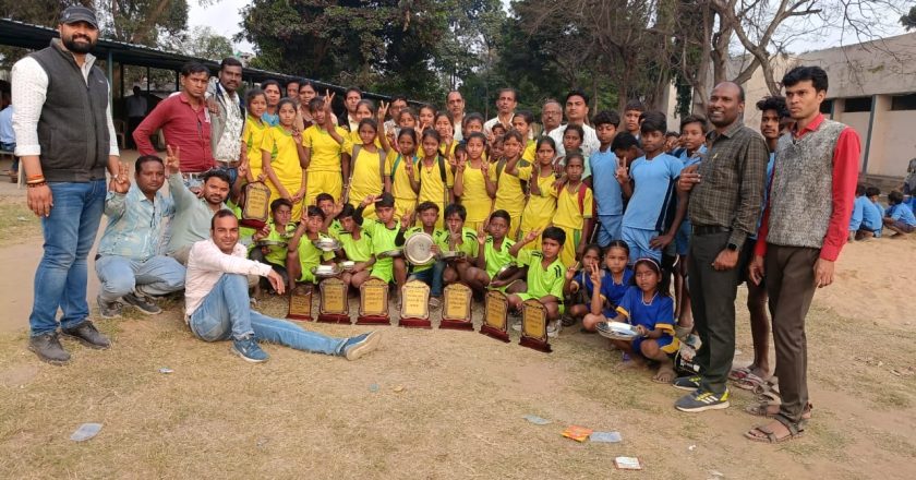 मुरा में जोन स्तरीय खेलकूद प्रतियोगिता में बड़े जामपाली संकुल का बेहतरीन प्रदर्शन