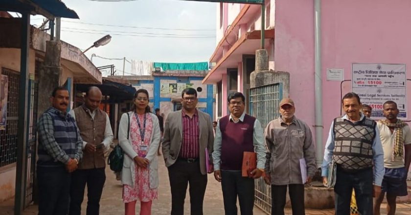 राष्ट्रीय कुष्ठ उन्मूलन कार्यक्रम का केन्द्रीय टीम ने किया निरीक्षण