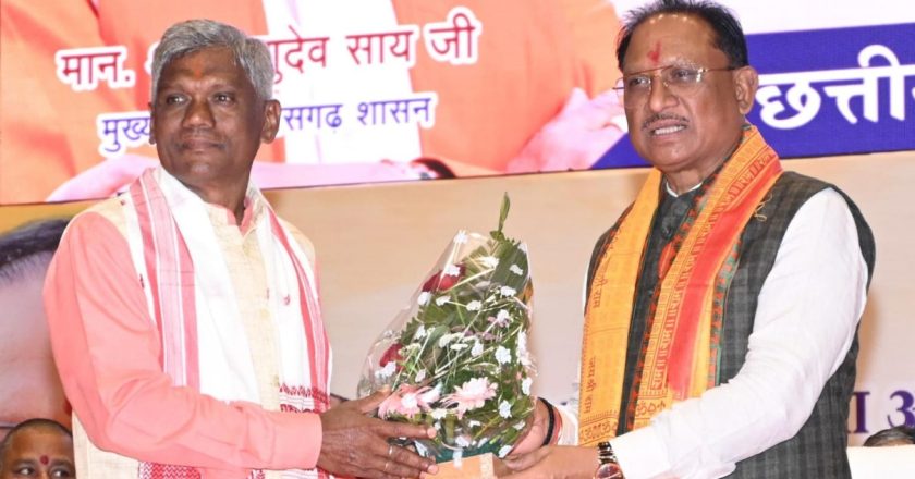 मुख्यमंत्री विष्णु देव साय द्वारा गौशालाओं को प्रति मवेशी दी जाने वाली अनुदान की राशि 25 रुपए से बढ़ा कर 35 रुपए करने की घोषणा