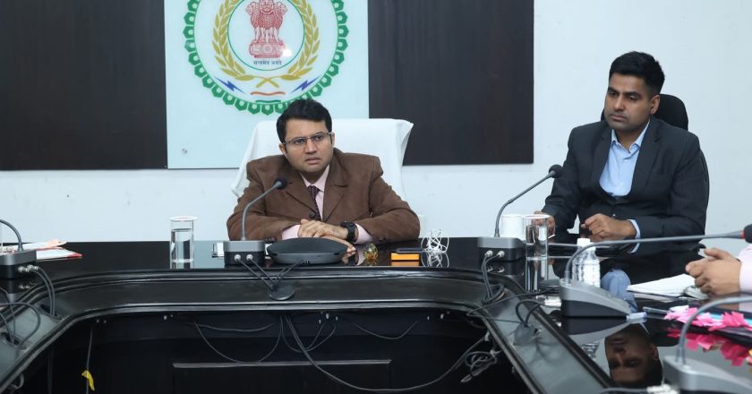 निर्माण कार्यों के लिए अभी अनुकूल मौसम, तेजी से पूरे करवाएं कार्य ताकि मानसून के पहले दिखे अपेक्षित प्रगति-कलेक्टर कार्तिकेया गोयल