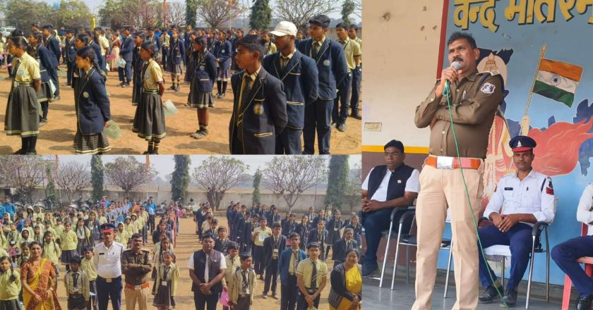 राइजिंग किड्स स्कूल में यातायात जागरूकता कार्यक्रम, छात्रों को दी गई ट्रैफिक नियमों की महत्वपूर्ण जानकारी