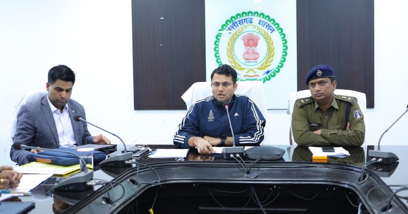 बर्ड फ्लू को लेकर उठाए जा रहे सभी एहतियाती कदम-कलेक्टर कार्तिकेया गोयल