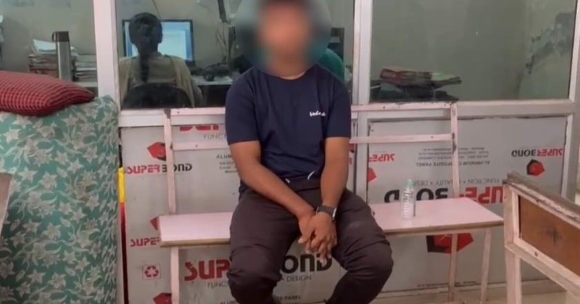 लड़की की मांग को लेकर थाने पहुंचा युवक, बोला- उसे दिलाओ वरना यहीं जान दे दूंगा; कोरबा का अनोखा मामला