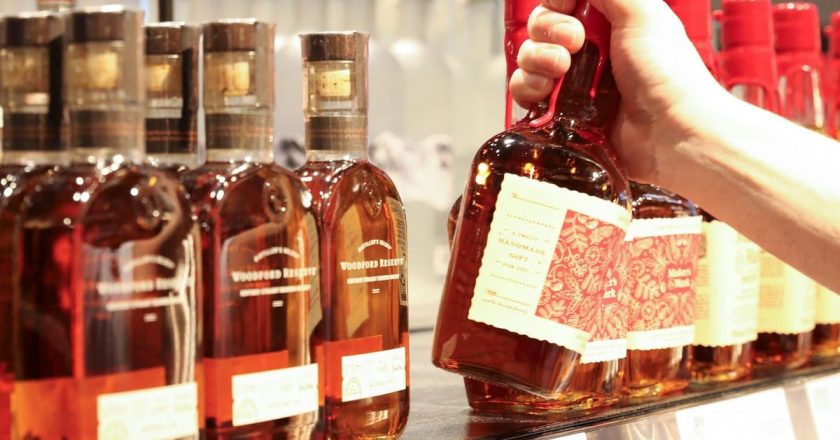 छत्तीसगढ़ में सस्ती हो गई शराब, किस बोतल पर कितना घट गया दाम; नई रेट लिस्ट