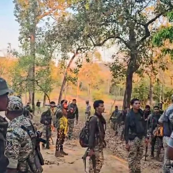 सुरक्षाबलों को निशाना बनाने छग में नक्सलियों की बड़ी साजिश, ग्रामीणों से कहा- इन इलाकों से दूर रहो