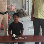 चौकी खरसिया पुलिस ने मोबाइल शॉप में चोरी के आरोपी को सामान समेत दबोचा