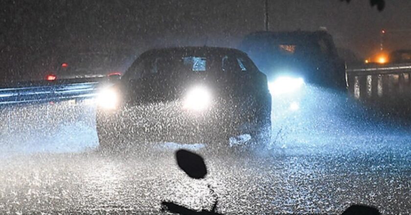 छत्तीसगढ़ में 60 KM की रफ्तार से हवा, 16 जिलों में झमाझम बारिश; ऑरेंज अलर्ट जारी