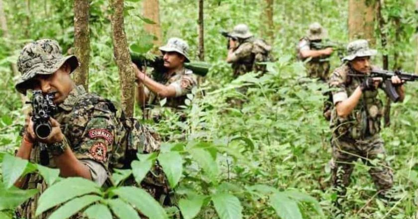 छत्तीसगढ़ में एनकाउंटर, जवानों ने एक नक्सली को कर दिया ढेर; तलाश जारी