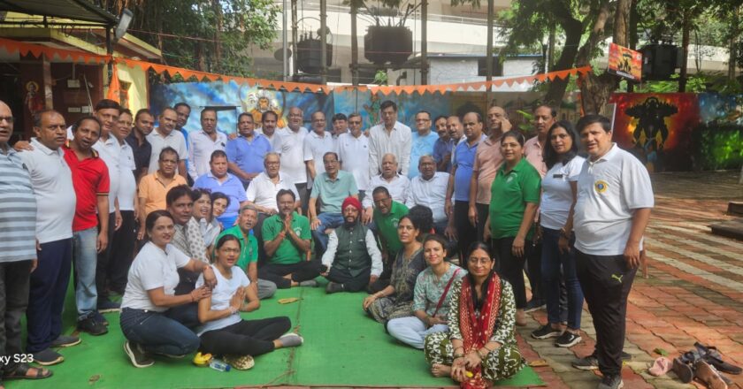 साँसे हो रही हैं कम – आओ वृक्ष लगाएं हम : ‘एक पेड़ माँ के नाम’ थीम पर वृक्षारोपण कार्यक्रम संपन्न