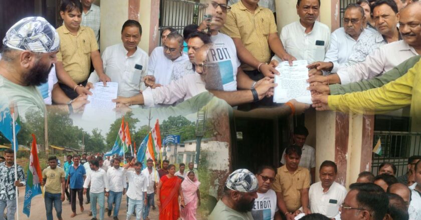 खरसिया में कांग्रेस का बिजली बिल वृद्धि और कटौती के खिलाफ प्रदर्शन, राज्यपाल के नाम सौंपा गया ज्ञापन