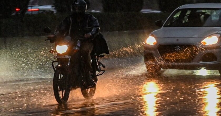 छत्तीसगढ़ के मौसम का हाल, हो रही जबरदस्त बारिश, बुधवार को तीन जिलों के लिए रेड अलर्ट जारी