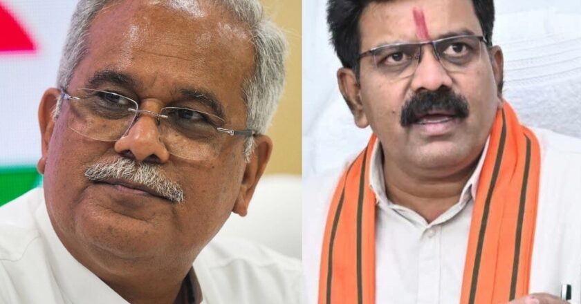 शख्स ने पूछा किससे करें टूटी सड़क की शिकायत, तो मंत्री ने दे दिया भूपेश बघेल का नंबर