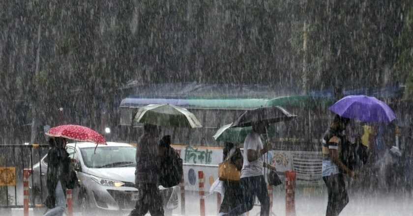 छत्तीसगढ़ में 6 जिलों के लिए बहुत भारी बारिश का ऑरेंज अलर्ट, जानिए कैसा रहेगा अगले 3 दिन का मौसम