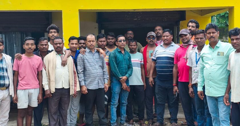 छत्तीसगढ़ ड्राइवर यूनियन संघ का देहजरी में कार्यालय शुभारंभ, शंभूनाथ डनसेना बने खरसिया ब्लॉक अध्यक्ष