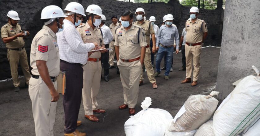 रायगढ़ में गांजा नष्टीकरण, 503 किलो से अधिक मादक पदार्थ जलाकर किया गया नष्ट