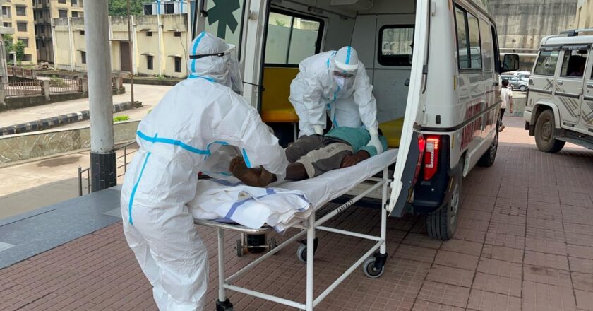 मेडिकल कॉलेज में संभावित इंफ्लूएंजा के खतरे को लेकर किया गया मॉकड्रिल