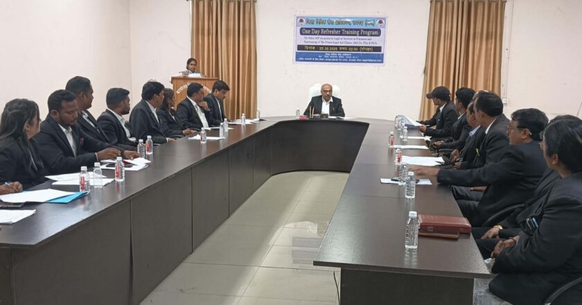 जिला न्यायालय में आयोजित हुआ एक दिवसीय प्रशिक्षण रिफ्रेशर ट्रेनिंग