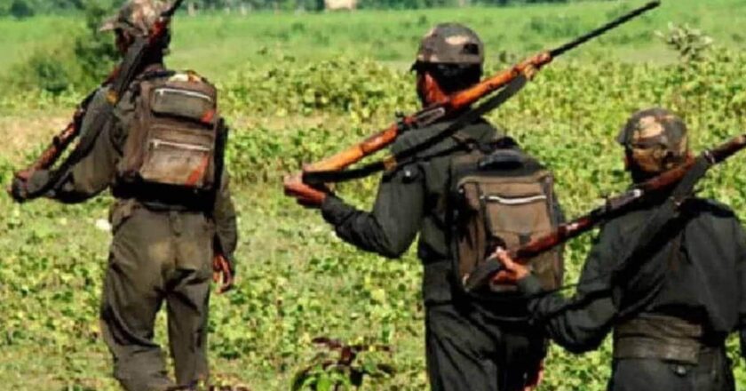 नारायनपुर में जवानों को बड़ी कामयाबी, 16 नक्सलियों ने किया सरेंडर; खोले कई बड़े राज