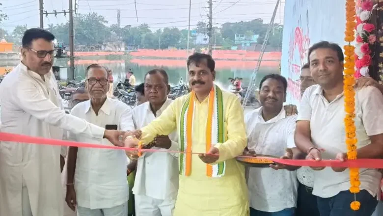 किरोड़ीमल नगर में छठ घाट के समीप सांस्कृतिक मंच सह सामुदायिक भवन का लोकार्पण