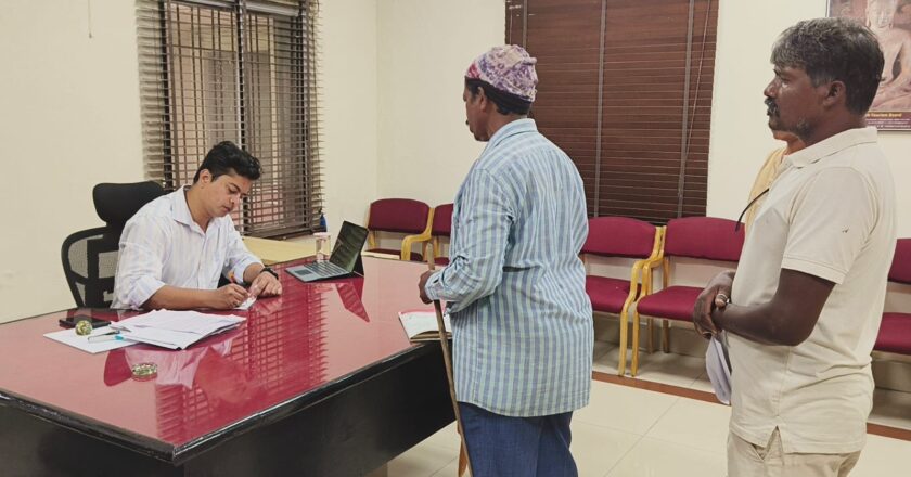 जनदर्शन में सुनी गई आमजनों की समस्याएं