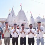 ग्राम दर्रामुड़ा के युवाओं की अमरकंटक यात्रा अविस्मरणीय — गिरीश राठिया ने कहा, “आस्था और प्रकृति ने दी नई ऊर्जा”