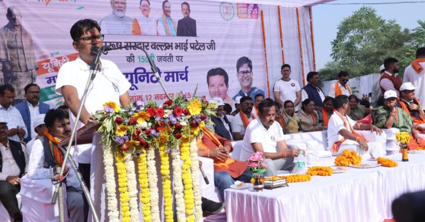 विकसित भारत की दिशा में तेजी से बढ़ता छत्तीसगढ़ः गांव-गांव तक सुशासन और विकास की रफ्तार