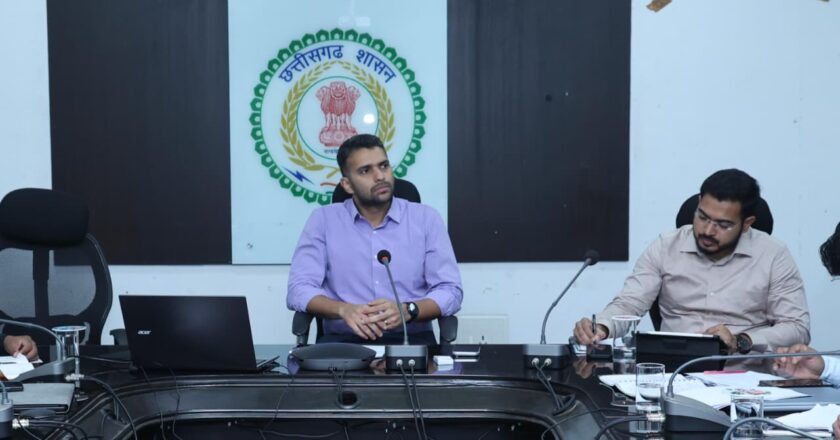 धान खरीदी की शुरुआत को लेकर उपार्जन केंद्रों में तैयारियां तेज