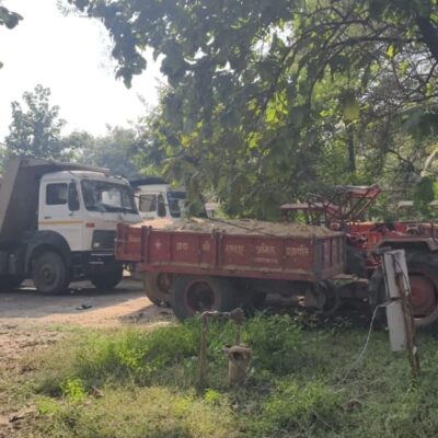 रेत के अवैध उत्खनन एवं परिवहन पर खनिज विभाग की सख्त कार्यवाही में 12 वाहन जब्त