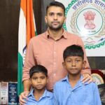 बालवीर राकेश और आर्यन का कलेक्टर ने किया सम्मान