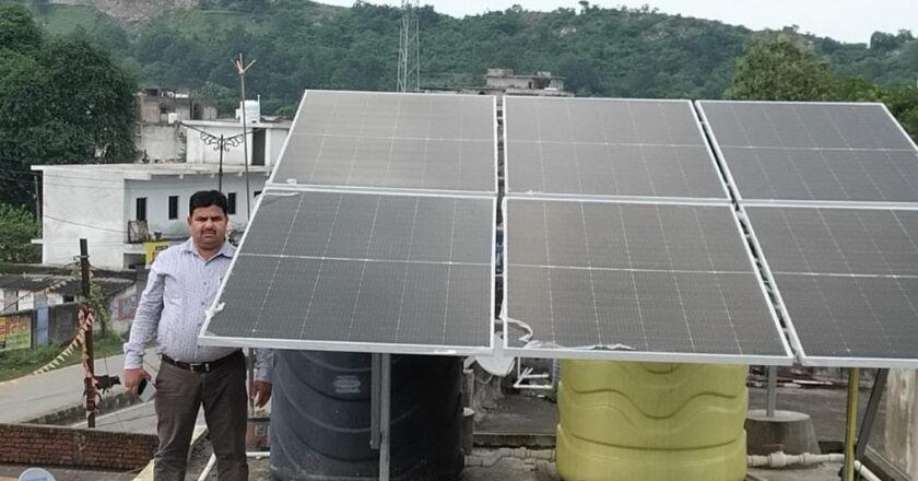 सौर ऊर्जा से आत्मनिर्भर बने रियापारा के श्री रविंद्र नाथ गोपाल