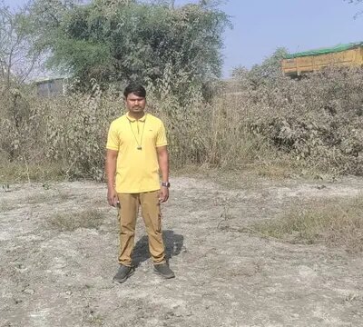 कोटवारी जमीन में जबरन पाट दिया फ्लाईएश, कोटवार ने की कार्यवाही की मांग