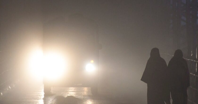 छत्तीसगढ़ में कड़ाके की ठंड, इन जिलों में शीतलहर की चेतावनी; छाएगा कोहरा