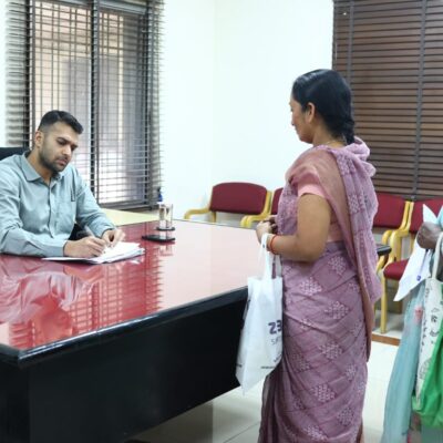 कलेक्टर ने जनदर्शन में सुनी नागरिकों की समस्याएं