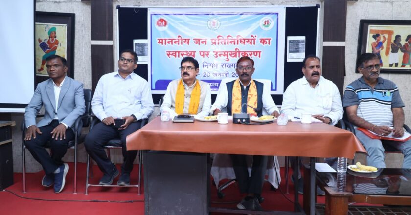 स्वच्छ, सुंदर एवं आरोग्य शहर बनाने में सभी का सहयोग महत्वपूर्ण-महापौर