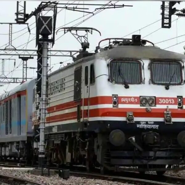 छत्तीसगढ़ से हजरत निजामुद्दीन स्टेशन के बीच चलेगी होली स्पेशल ट्रेन; जानिए कब चलेगी, कहां रुकेगी