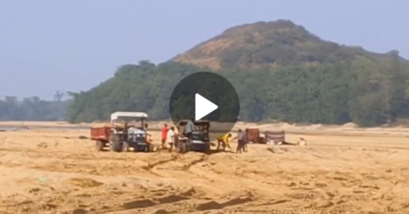खरसिया : धड़ल्ले से हो रही अवैध रेत तस्करी.. Watch Video