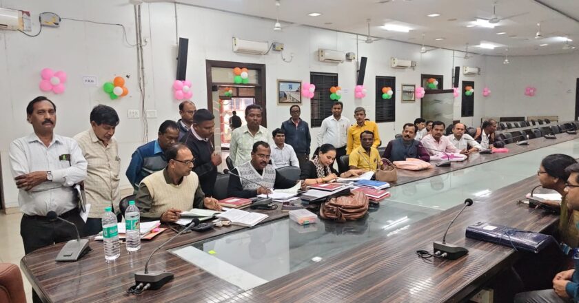 पेंशनरों को बड़ी राहत: रायगढ़ में पेंशन निराकरण एवं वेतन निर्धारण शिविर, 63 प्रकरणों का त्वरित समाधान