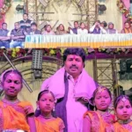 रंगारंग डांस प्रतियोगिता एवं मड़ाई मेला का तिऊर खरसिया में हुआ आयोजन