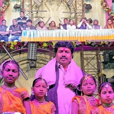 रंगारंग डांस प्रतियोगिता एवं मड़ाई मेला का तिऊर खरसिया में हुआ आयोजन