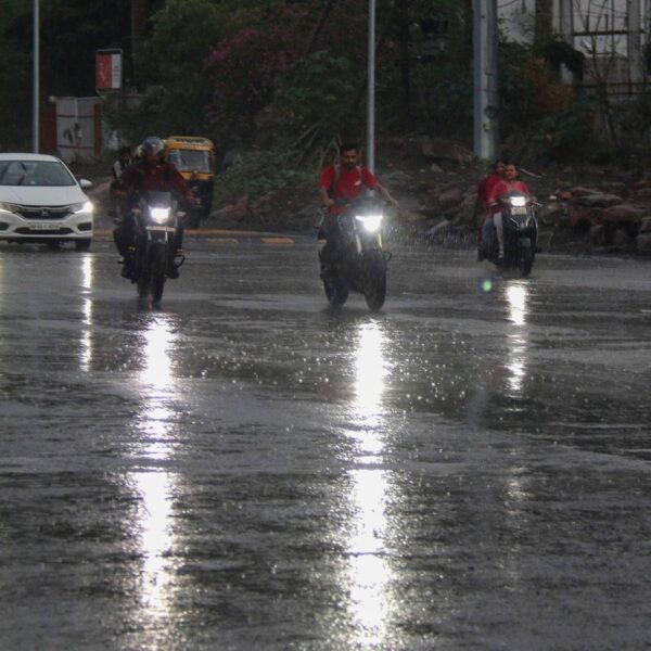 छत्तीसगढ़ में मौसम का यू-टर्न; 27 जिलों में होगी झमाझम बारिश, तीन दिन के लिए IMD ने दिया अलर्ट