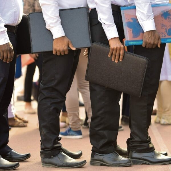 छत्तीसगढ़ के इस जिले में बिना परीक्षा नौकरी का चांस, गेस्ट टीचर्स के लिए कब इंटरव्यू?