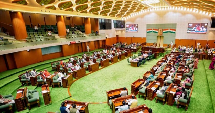 छत्तीसगढ़ विस में धर्म स्वातंत्र्य संशोधन बिल पेश होने की तैयारी, अवैध प्लॉटिंग पर पक्ष-विपक्ष में तीखा टकराव