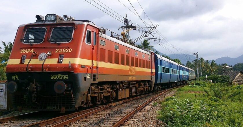 एक हफ्ते तक रद्द रहेंगी बिलासपुर जोन की 10 ट्रेनें, क्या है वजह