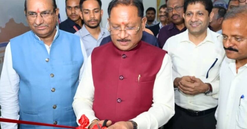 छत्तीसगढ़ में शुरू हुई मुख्यमंत्री हेल्पलाइन सेवा, 24 घंटे, सातों दिन होगी संचालित; डायल करना होगा यह नंबर