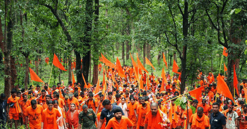 700 लोगों संग 151 KM लंबी कांवड़ यात्रा पर निकलीं भाजपा विधायक, बोलीं- धर्म से विमुख हुए आदिवासी भी हैं साथ