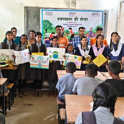 स्वच्छता अभियान : विद्यार्थियों ने कबाड़ से जुगाड़ और पेंटिंग के जरिए पर्यावरण संरक्षण का दिया संदेश